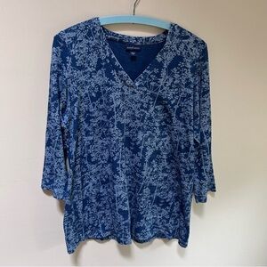 J Jill ~ Pure Jill Indigo ~ Blue Floral Soft V-Neck Tunic Top in size Small
